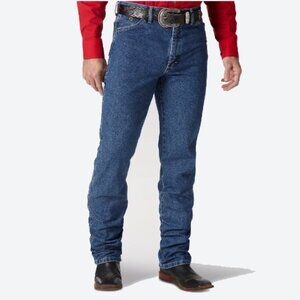 LIKE NEW Wrangler George Strait Cowboy Cut Slim: Heavyweight Stone Denim Color